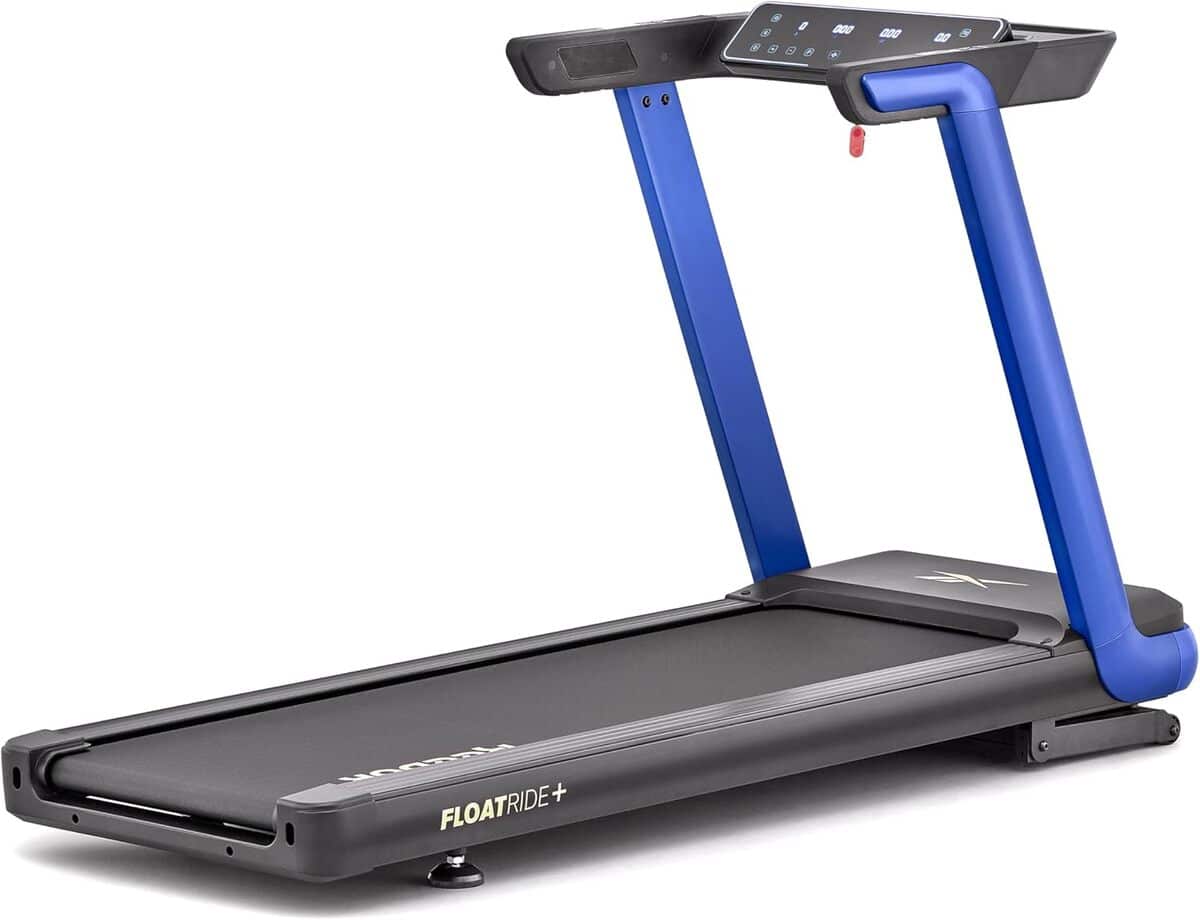 Test du tapis de course Reebok FR30z : performance flottante en bleu