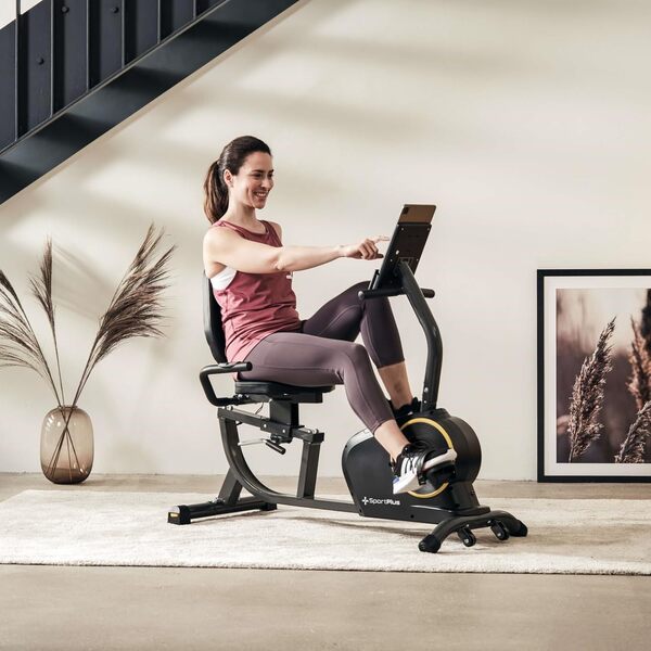 SportPlus | Modèle 2022 | Vélo d'appartement allongé avec compatibilité App, 24 niveaux & 6 programmes d'entraînement, avec écran & support pour tablette, max. 110 kg