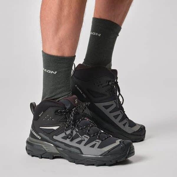Découvrez notre test détaillé de la Salomon X Ultra 360 Mid GTX : performances, confort et grip sur les sentiers accidentés. Avis d'expert et conseils d'achat. 