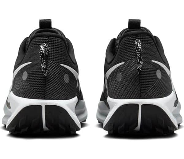 Découvrez notre test complet des Nike Pegasus Trail 5 : performance, confort et durabilité. Avis détaillé et conseils pour bien choisir votre chaussure de trail.